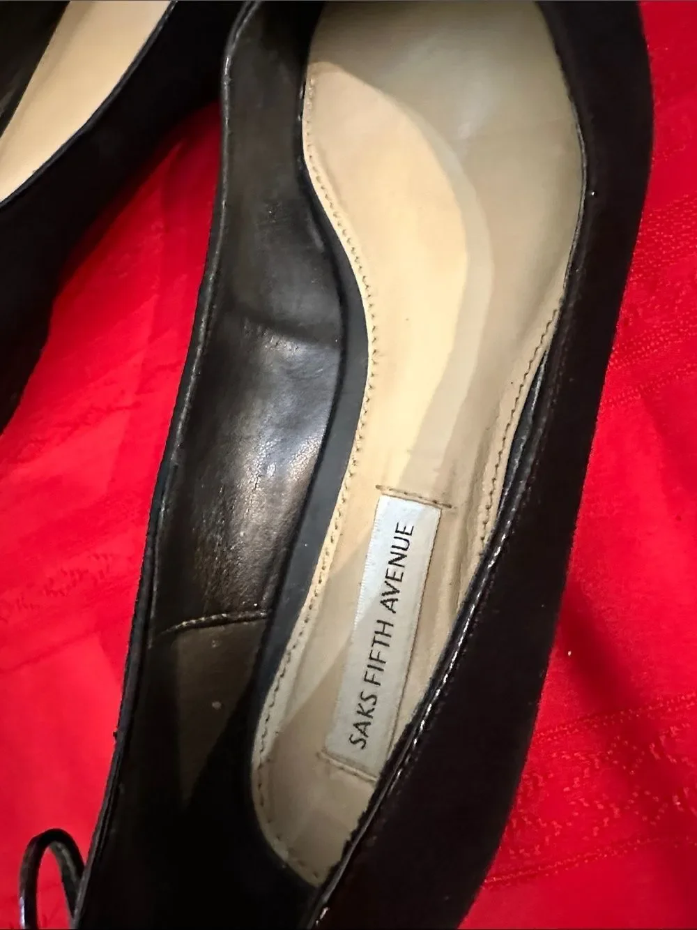 Saks 5th Avenue Black Pointed Toe Flats w/ Back Bow Tie - Size 8
